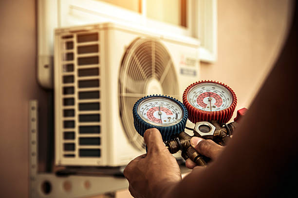 Professional Hvac Maintenance technician working in Gilman, IL